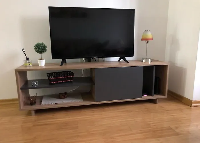 Cozy Corner Apartment